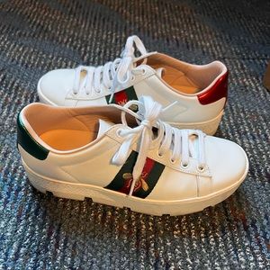 Gucci Platform Tennis Shoes with Bees
